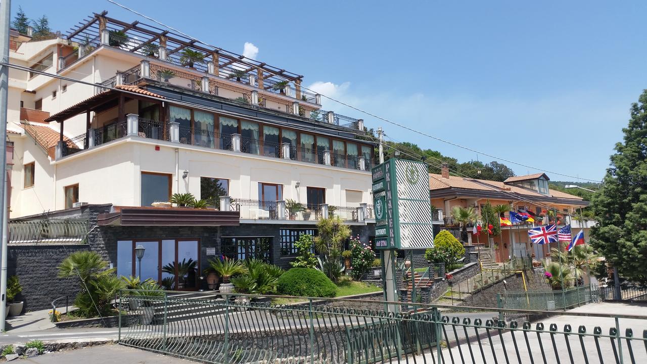 זפראנה אטניאה Hotel Primavera Dell'Etna מראה חיצוני תמונה