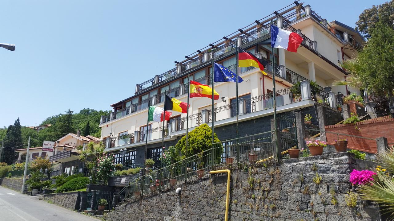 זפראנה אטניאה Hotel Primavera Dell'Etna מראה חיצוני תמונה